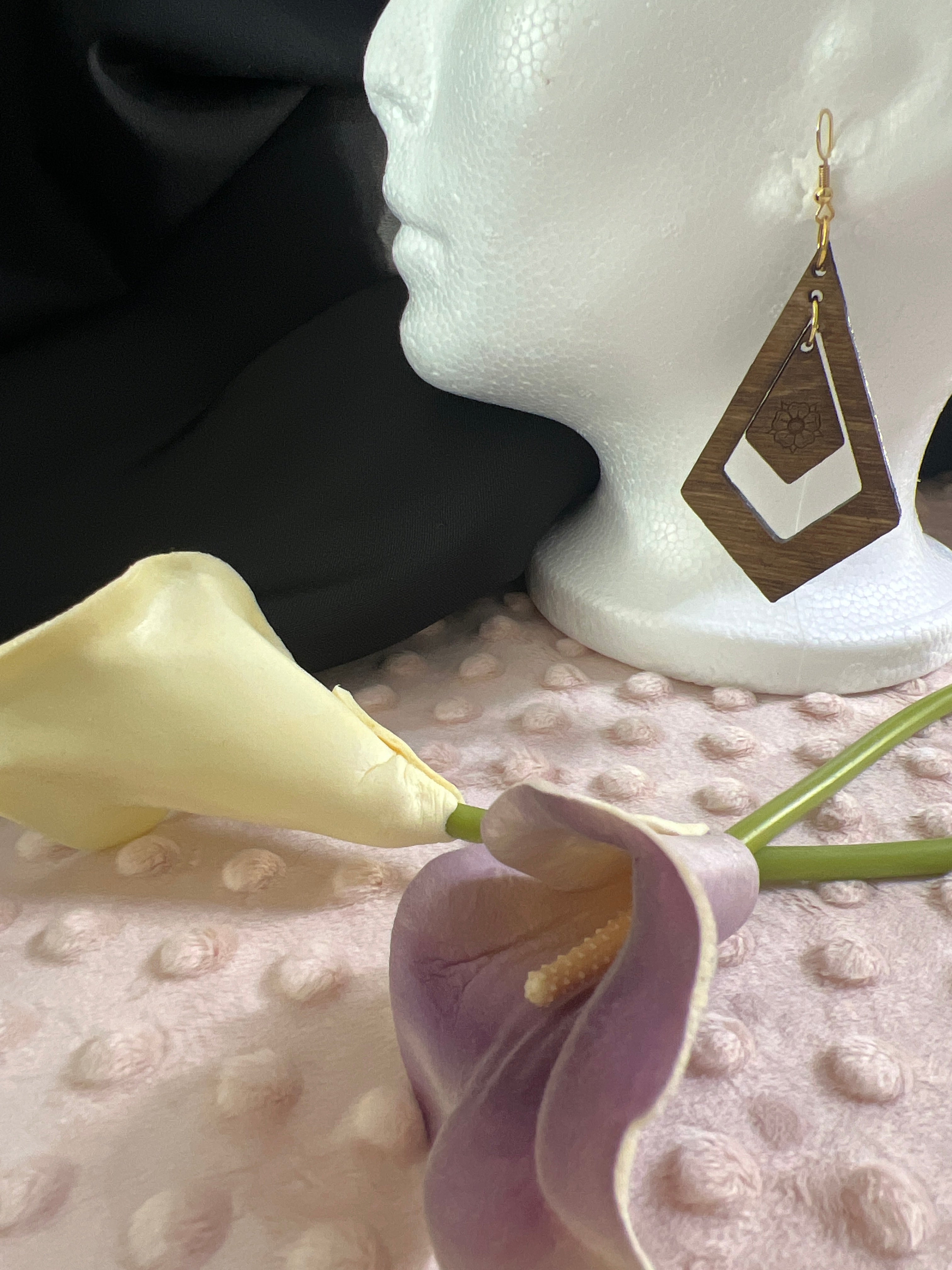 Wooden Engraved Natural Dangle Earring - Unique Style